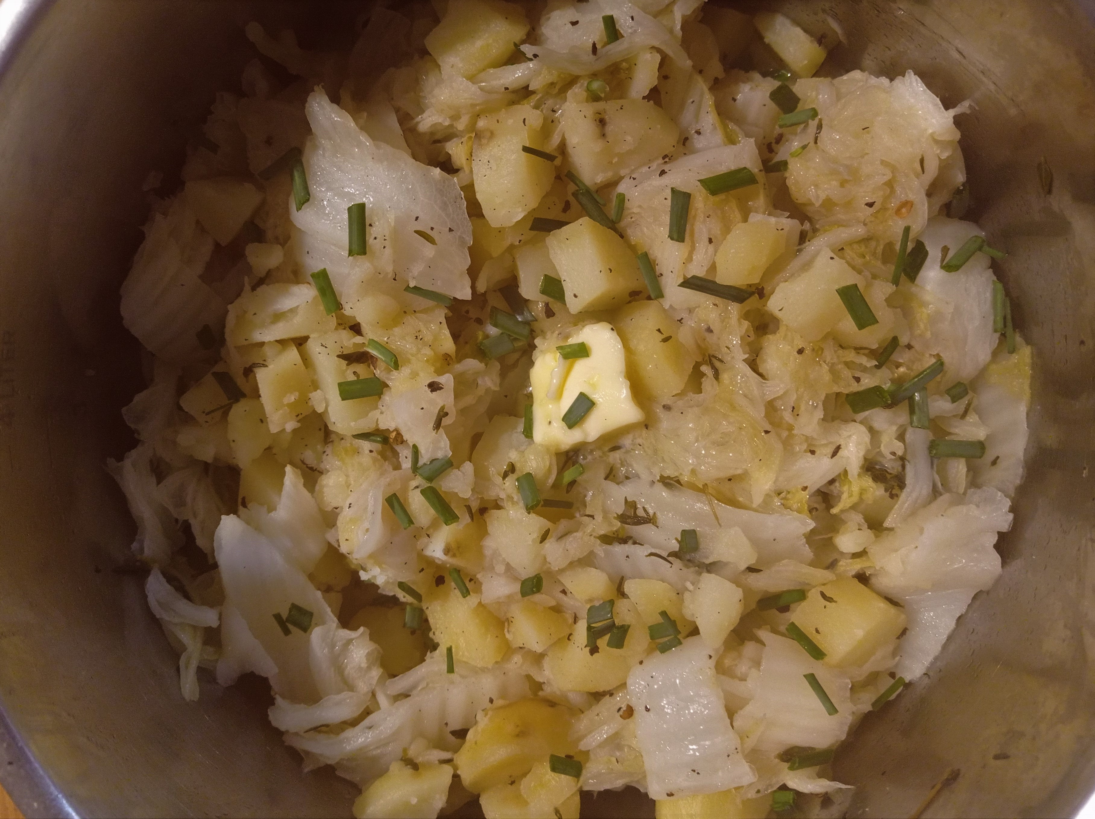 Poêlée chou chinois, pommes de terre et thym – Le jardin bio des Cleïottes